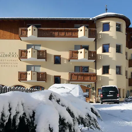 Naturhotel Waldheim-3